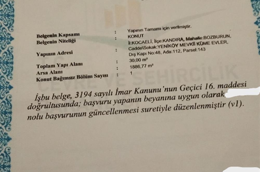 KANDIRA DA , İÇİNDE YAPI KAYIT BELGELİ EV OLAN 1.886 m2 TARLA