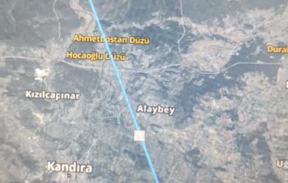 KANDIRA DA , İÇİNDE YAPI KAYIT BELGELİ EV OLAN 1.886 m2 TARLA