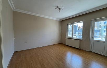 CENTURY 21 EWA'DAN ITIR SİTESİNDE FERAH 3+1 KİRALIK DAİRE!
