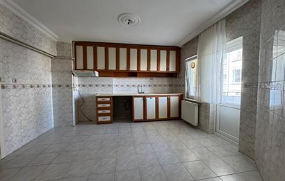 CENTURY 21 EWA'DAN ITIR SİTESİNDE FERAH 3+1 KİRALIK DAİRE!