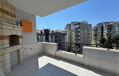 CENTURY 21 EWA'DAN ITIR SİTESİNDE FERAH 3+1 KİRALIK DAİRE!
