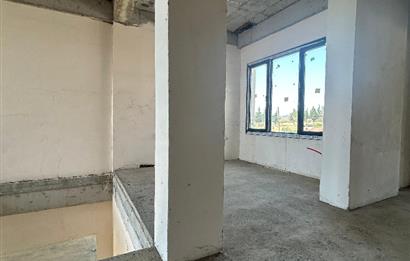 C21 LOCA'DAN KALAYCILAR'DA GENİŞ ARSA PAYLI VİLLA