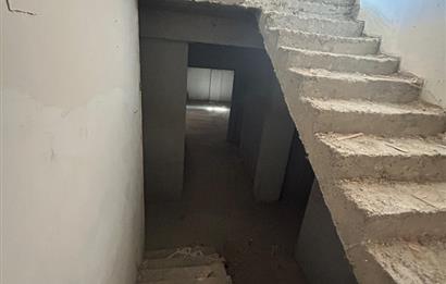 C21 LOCA'DAN KALAYCILAR'DA GENİŞ ARSA PAYLI VİLLA