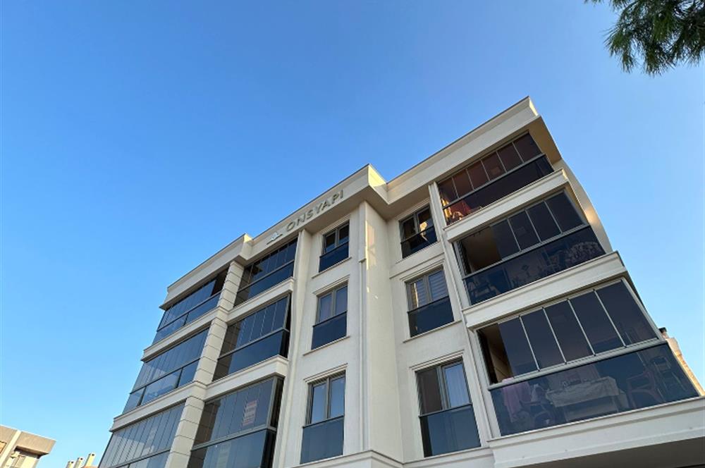 Sarımsaklı Merkezde Satılık, Lüx 1+1 Daire, Denize 300 mt