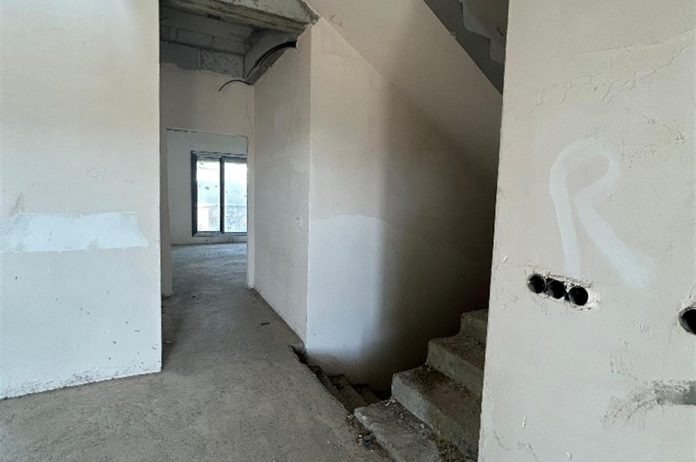 C21 LOCA'DAN KALAYCILAR'DA GENİŞ ARSA PAYLI VİLLA