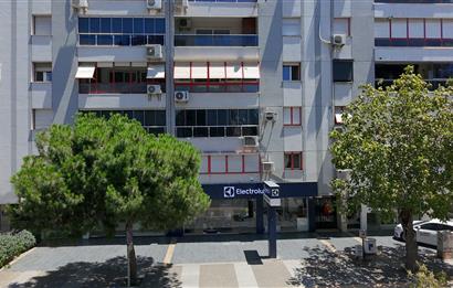 Girne Caddesi Yüksek Kira Getirili Dükkan