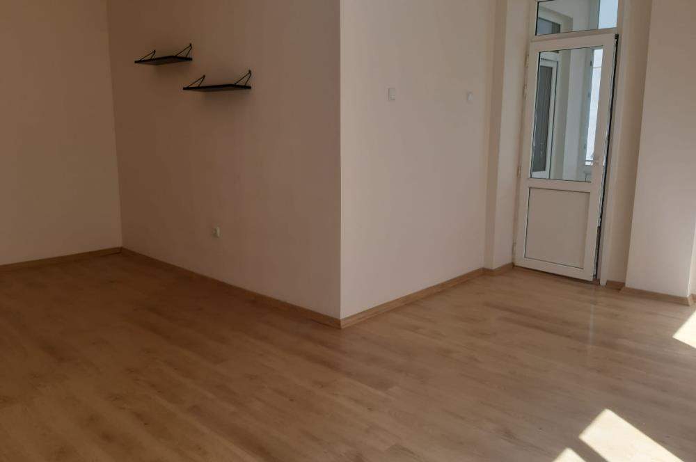 CEN21NEO KÜÇÜKYALI KENT SİTESİNDE SAHİLDE KİRALIK 2+1