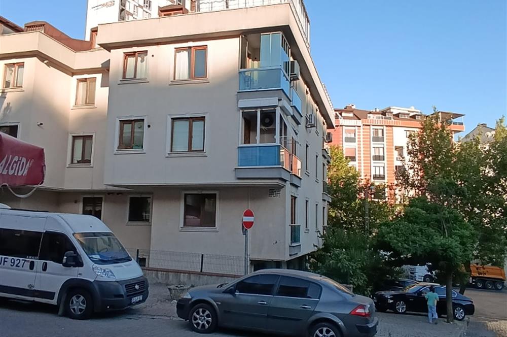 ATAŞEHİR İÇERENKÖY SATILIK 2+1