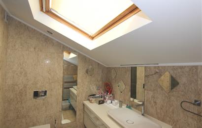 Zekeriyaköy Renaissance Palace da KİRALIK VİLLA
