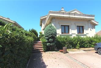 Zekeriyaköy Renaissance Palace da KİRALIK VİLLA