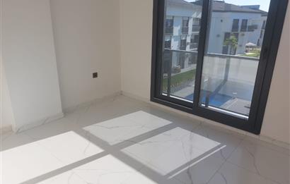 HAVUZLU SİTE İÇERİSİNDE DUBLEKS 3+1 DAİRE