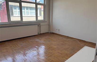 ŞİŞLİ BOMONTİ'DE 2+1 AYDINLIK DAİRE
