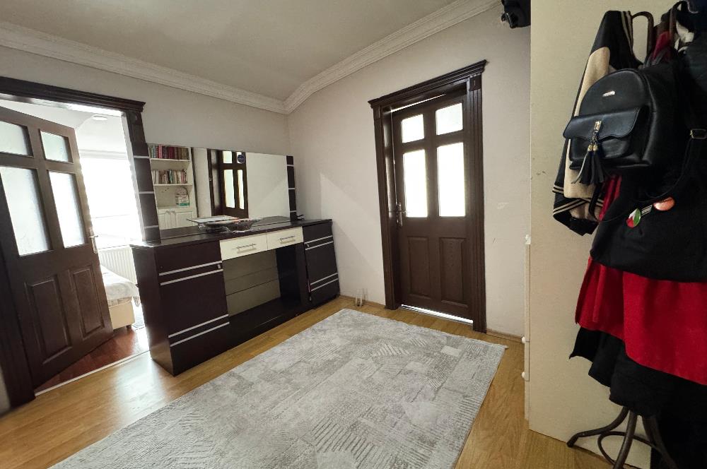 Century 21'den Şahincili Mahallesi'nde Çatı Katı 2+1 Daire.
