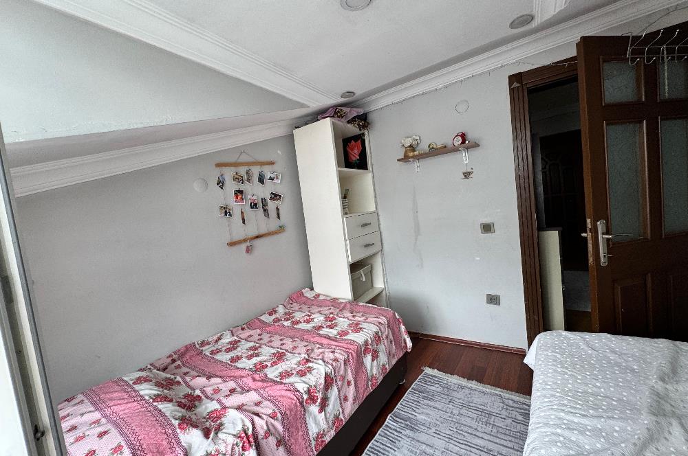 Century 21'den Şahincili Mahallesi'nde Çatı Katı 2+1 Daire.