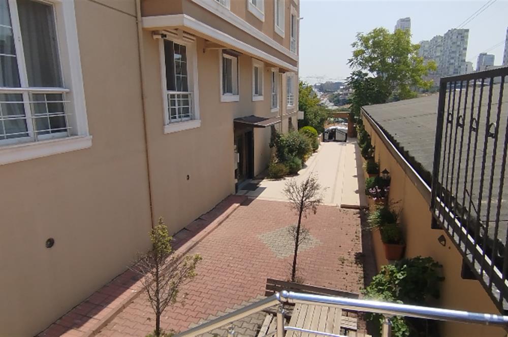 ŞERİFALİ TATLISU'DA KİRALIK EBEVEYN BANYOLU GENİŞ DAİRE