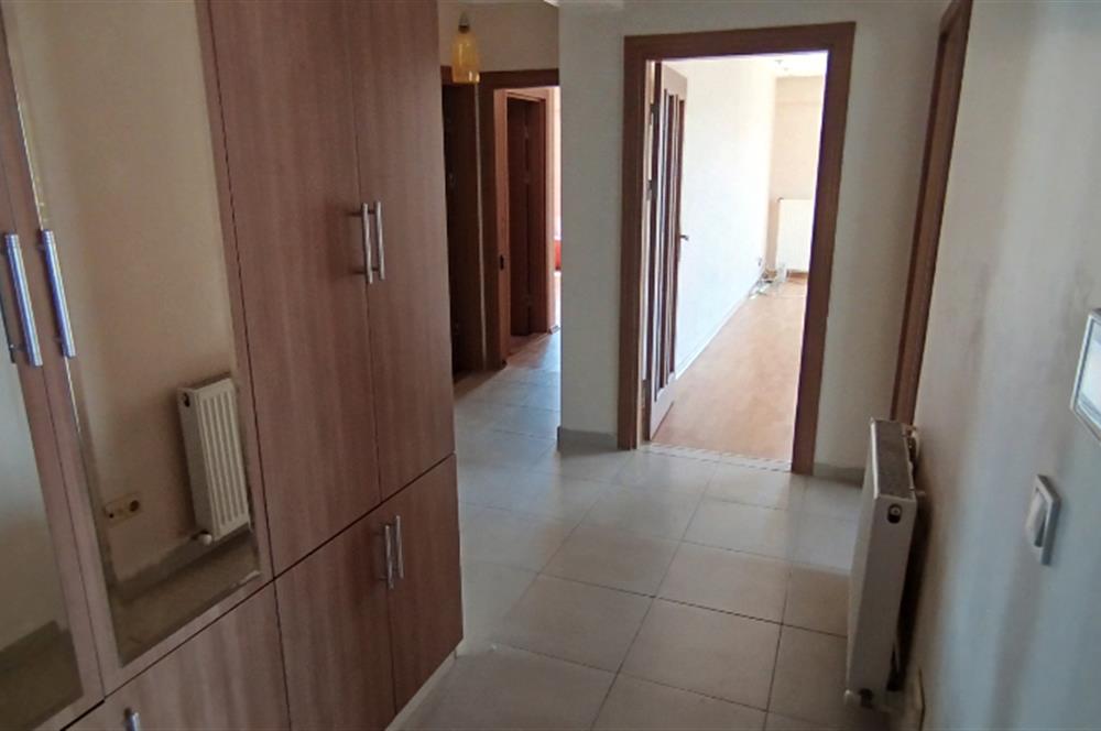 ŞERİFALİ TATLISU'DA KİRALIK EBEVEYN BANYOLU GENİŞ DAİRE