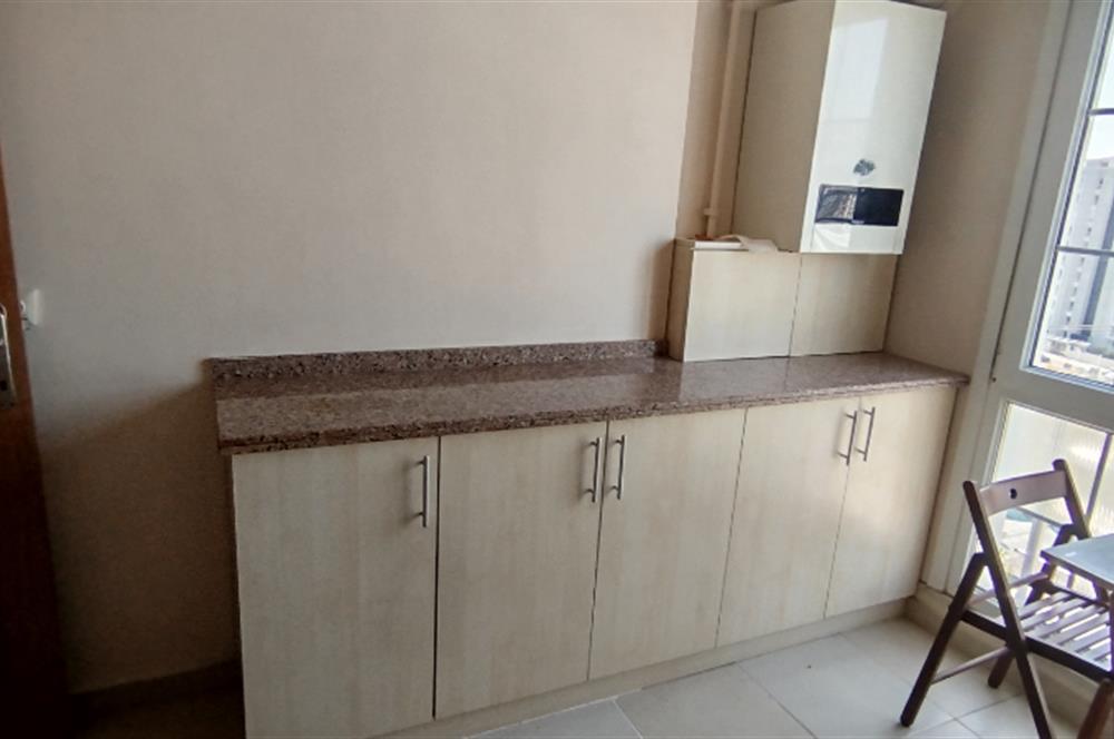 ŞERİFALİ TATLISU'DA KİRALIK EBEVEYN BANYOLU GENİŞ DAİRE