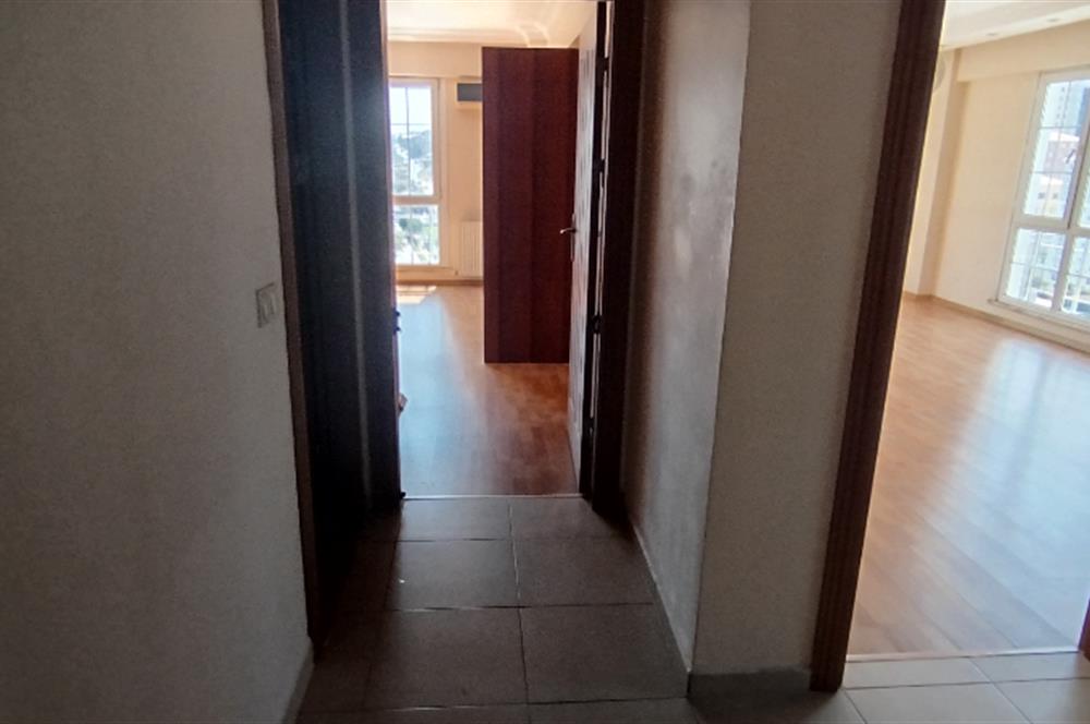 ŞERİFALİ TATLISU'DA KİRALIK EBEVEYN BANYOLU GENİŞ DAİRE