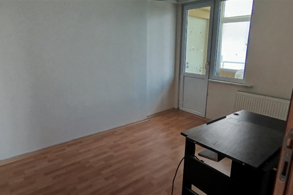 ŞERİFALİ TATLISU'DA KİRALIK EBEVEYN BANYOLU GENİŞ DAİRE