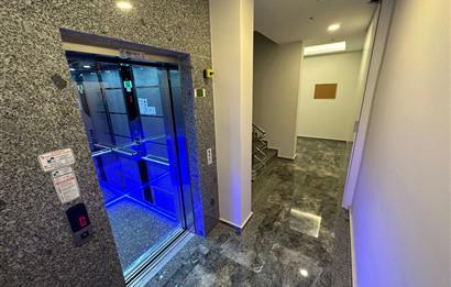Sarımsaklı Merkezde Satılık, Lüx 1+1 Daire, Denize 300 mt