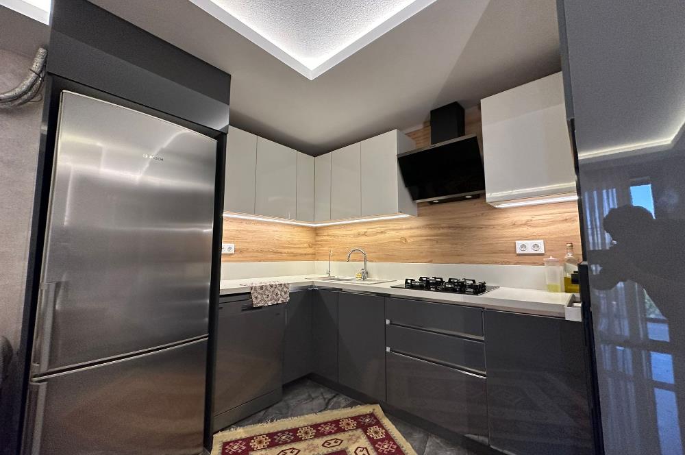 Sarımsaklı Merkezde Satılık, Lüx 1+1 Daire, Denize 300 mt