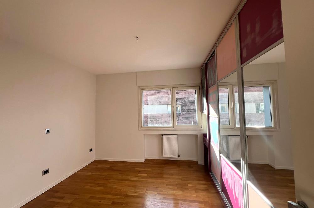 CENTURY 21'DEN KEMERLIFE 21 SİTESİ'NDE HAVUZ CEPHE KİRALIK DAİRE