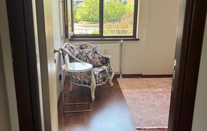 Park caddesi Elit Park Sitesinde 4+1 satilik daire