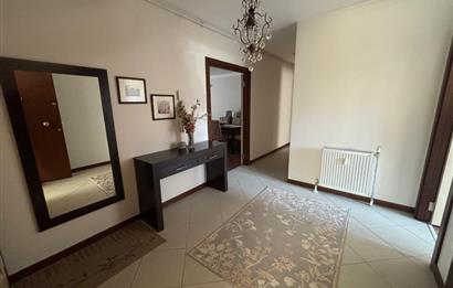 Park caddesi Elit Park Sitesinde 4+1 satilik daire