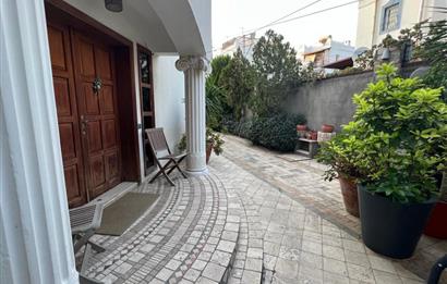 🎬 SİNEMA SALONLU, KORUNAKLI BAHÇELİ, MUHTEŞEM BİR YAŞAM ALANI – BODRUM YOKUŞBAŞI’NDA RÜYA GİBİ VİLLA!