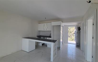 Sea view apartment for sale in Kıyıkışlacık complex