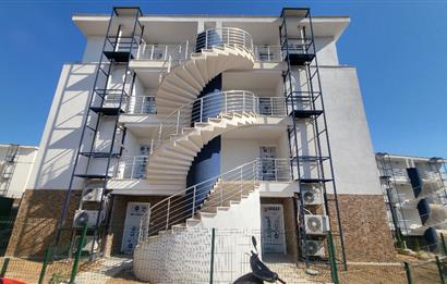 Sea view apartment for sale in Kıyıkışlacık complex
