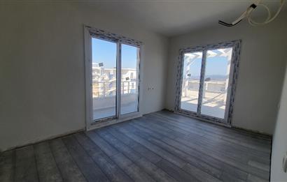 Sea view apartment for sale in Kıyıkışlacık complex