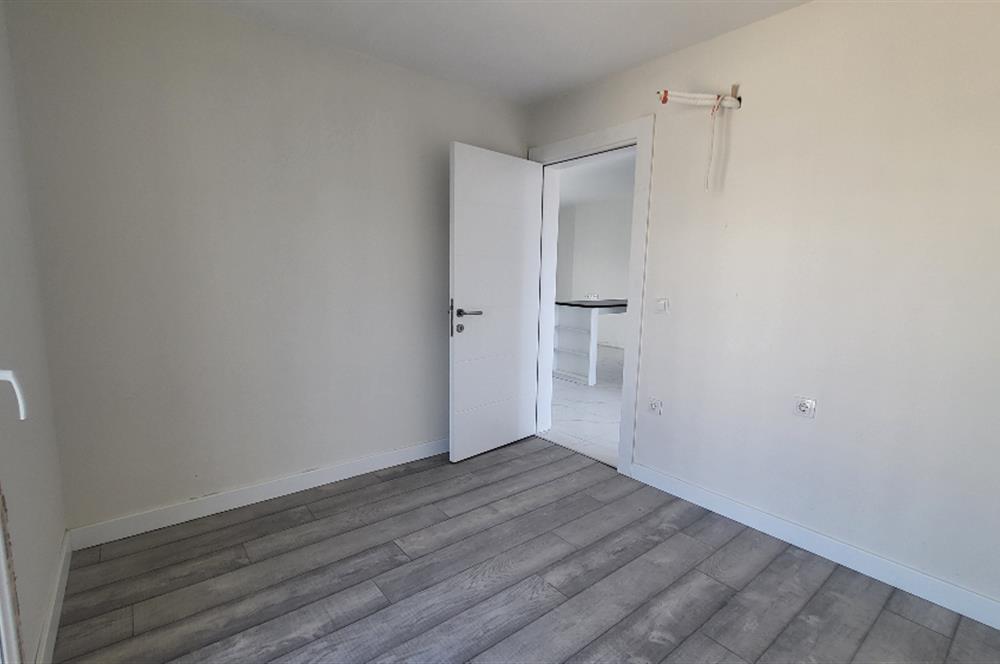 Sea view apartment for sale in Kıyıkışlacık complex