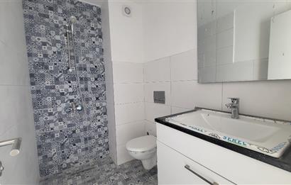 Sea view apartment for sale in Kıyıkışlacık complex
