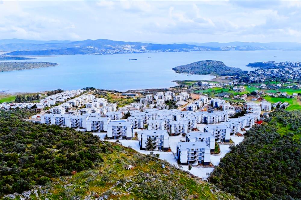 Sea view apartment for sale in Kıyıkışlacık complex