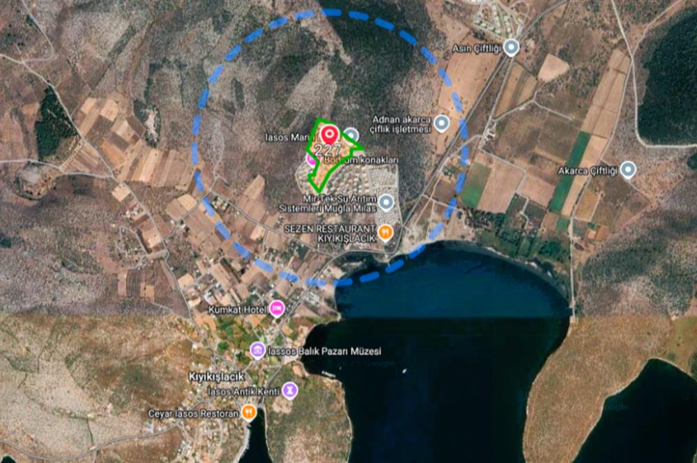 Sea view apartment for sale in Kıyıkışlacık complex