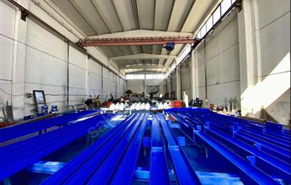 Bozburun'da Satılık 600m2 Köşe Fabrika Holü