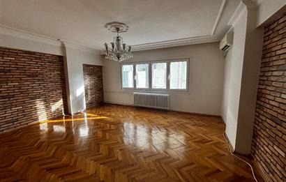 ALTUNİZADE GURUR SİTESİNDE ,MÜKEMMEL LOKASYONDA