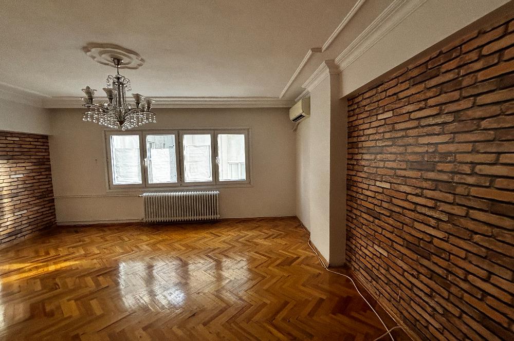 ALTUNİZADE GURUR SİTESİNDE ,MÜKEMMEL LOKASYONDA