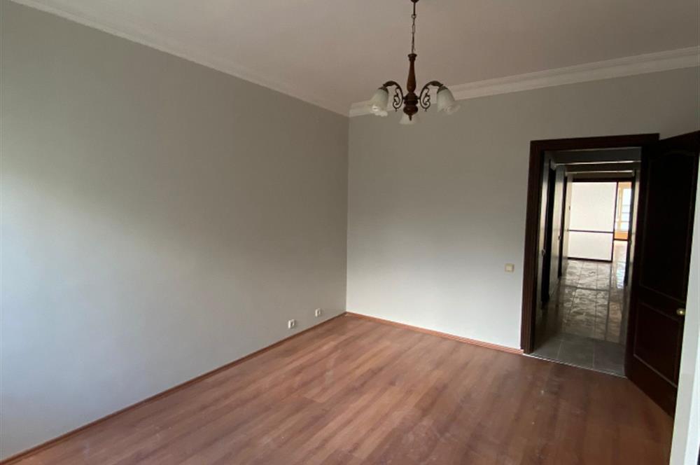 Şişli Teşvikiyede Prestijli Konumda Kiralık Ferah 4+1 Daire