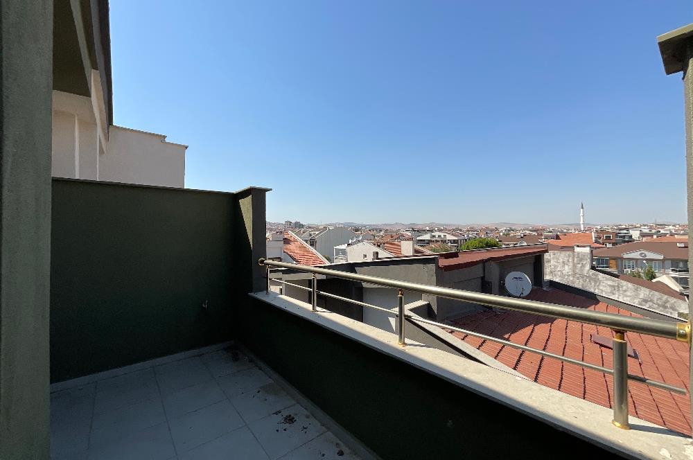 C21 Loca'dan Plevnede Kiralık Balkon + Teras 1+1 Eşyalı Dubleks