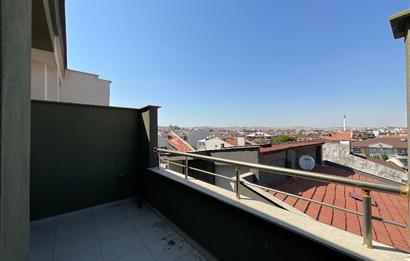 C21 Loca'dan Plevnede Kiralık Balkon + Teras 1+1 Eşyalı Dubleks