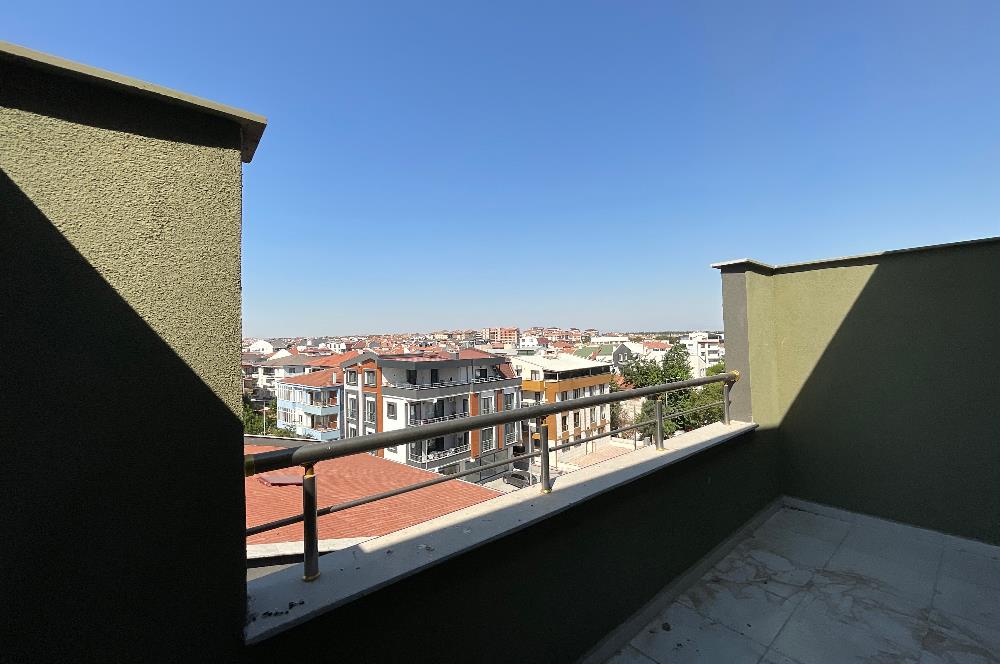 C21 Loca'dan Plevnede Kiralık Balkon + Teras 1+1 Eşyalı Dubleks