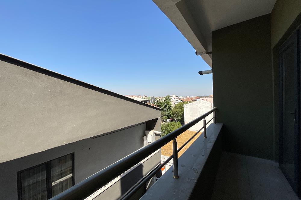C21 Loca'dan Plevnede Kiralık Balkon + Teras 1+1 Eşyalı Dubleks