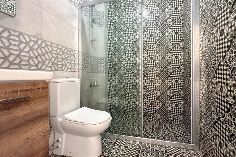 Küçükköyde Satılık, Taş Mimarili Han İçinde,Havuzlu 1+1 Daire