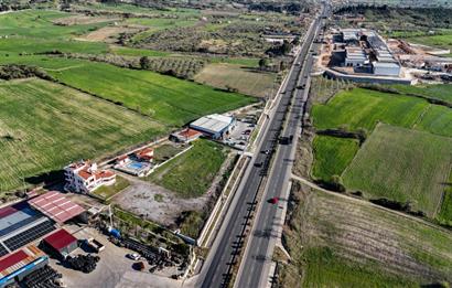 Muğla Yatağan'da Anayol üzeri AVM karşısı, Özel havuzlu Satılık Müstakil Villa