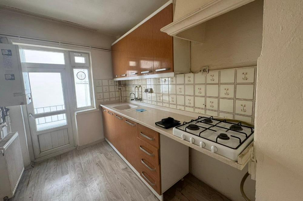 KURTULUŞ METRO'YA YAKIN KİRALIK 3+1