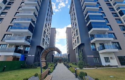 ŞEMİKLERDE HAVUZLU SİTEDE KİRALIK DAİRE