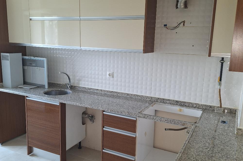 CENTURY 21 VİZYON'DAN BASIN ŞEHİTLERİ CAD. KİRALIK 2+1 DAİRE