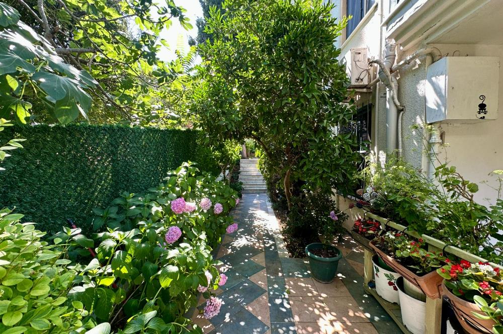 BÜYÜKADA MELODİ SİTESİ EŞYALI HAVUZLU BAKIMLI GENİŞ KİRALIK 2+1